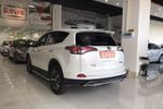 丰田RAV42016款荣放 2.0L CVT两驱风尚版