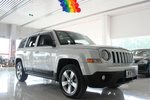 Jeep自由客2013款2.4L 运动版