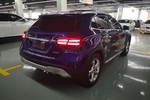 奔驰GLA级2017款GLA 220 4MATIC 豪华型