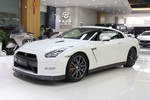 日产GT-R2014款3.8T Premium Edition 棕红内饰