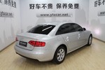 奥迪A4L2011款2.0TFSI 标准型