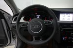 奥迪A4L2015款30 TFSI 自动舒适型