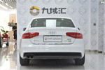 奥迪A4L2013款40 TFSI quattro个性运动型