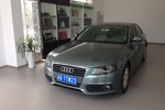 奥迪A4L2010款2.0TFSI 标准型