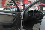 奥迪A4L2010款2.0TFSI 标准型