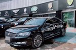 大众帕萨特2014款1.8TSI DSG 30周年纪念版