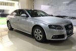 奥迪A4L2011款2.0TFSI 标准型