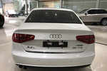 奥迪A4L2013款35 TFSI 自动舒适型