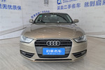 奥迪A4L2013款35 TFSI(2.0T)自动舒适型