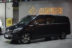 奔驰V级2016款V260L 尊贵加长版