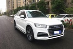 奥迪Q52018款典藏版 40 TFSI 进取型