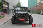 Jeep牧马人四门版2014款3.0L 撒哈拉