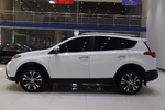 丰田RAV42013款特享版 2.4L 自动四驱尊崇 