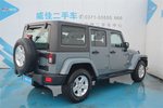 Jeep牧马人两门版2013款3.6L 罗宾汉 10周年限量版