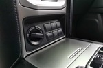 丰田普拉多2019款3.5L 自动TX-L尊享版后挂备胎