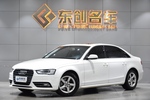 奥迪A4L2015款35 TFSI 自动标准型