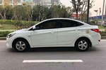 现代瑞纳三厢2010款1.4L 自动舒适型GS