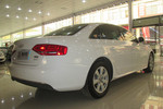 奥迪A4L2011款2.0TFSI 标准型