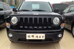 Jeep自由客2014款2.4L 豪华导航版