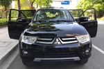 三菱帕杰罗2011款3.0L GLS 自动 四驱