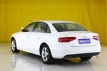 奥迪A4L2015款35 TFSI 自动标准型