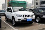 Jeep指南者2014款2.4L 四驱运动版