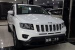 Jeep指南者2014款2.4L 四驱豪华导航版