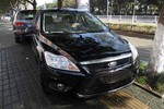 福特福克斯三厢2012款三厢经典 1.8L 自动基本型