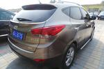 现代ix352010款2.0GLS 手自一体 四驱尊贵版