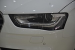 奥迪A4L2013款35 TFSI(2.0T)自动豪华型