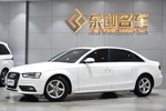 奥迪A4L2015款35 TFSI 自动标准型