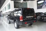 Jeep指挥官2008款5.7L HEMI