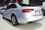 奥迪A4L2013款35 TFSI(2.0T)自动舒适型