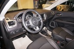 Jeep指南者2017款200T 自动舒享版