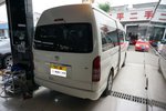 丰田HIACE2011款2.7L 自动豪华版13座