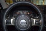 Jeep自由客2013款2.4L 豪华导航版