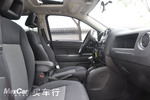 Jeep指南者2010款2.4L 运动版