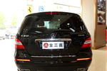 奔驰R级2011款R350L 4MATIC