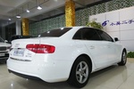 奥迪A4L2015款35 TFSI 自动标准型