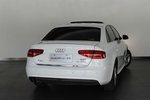 奥迪A4L2013款35 TFSI 自动标准型