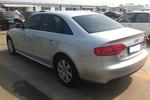 奥迪A4L2010款2.0TFSI 标准型