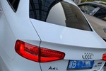 奥迪A4L2015款35 TFSI 自动豪华型