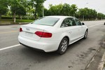 奥迪A4L2010款2.0TFSI 标准型