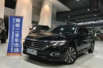 大众帕萨特2019款330TSI 尊贵版