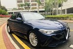 阿尔法罗密欧Giulia2018款2.0T 200HP 豪华版 碳纤维限量版