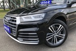 奥迪Q5L2020款45 TFSI 尊享风雅型