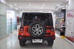 Jeep牧马人四门版2015款3.0L 撒哈拉