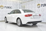 奥迪A4L2013款40 TFSI quattro个性运动型