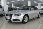 奥迪A4L2012款2.0TFSI 标准型