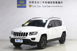 Jeep指南者2013款2.4L 四驱炫黑导航版